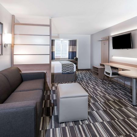 Microtel Inn & Suites By Wyndham - Penn Yan Ngoại thất bức ảnh