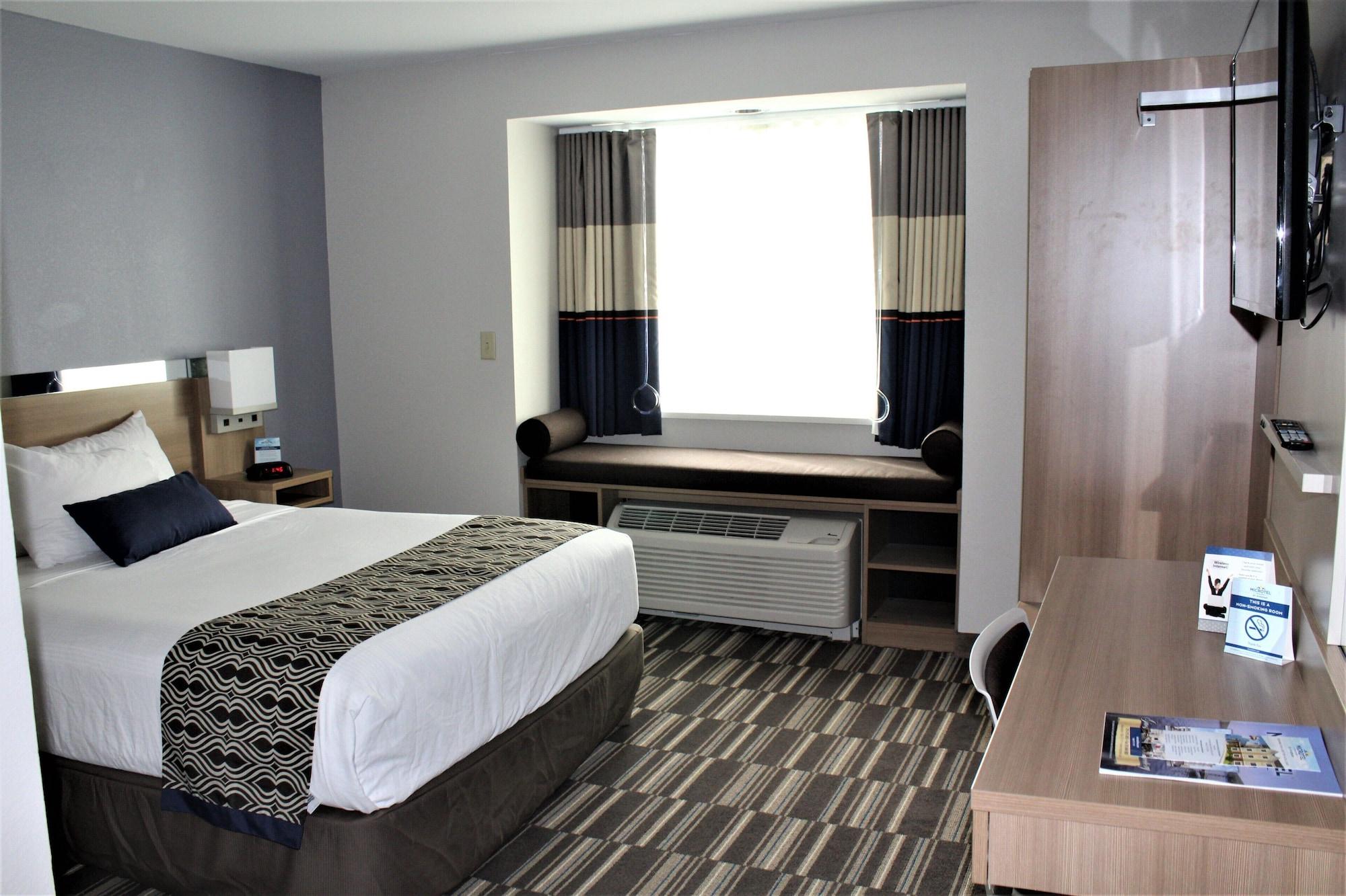 Microtel Inn & Suites By Wyndham - Penn Yan Ngoại thất bức ảnh