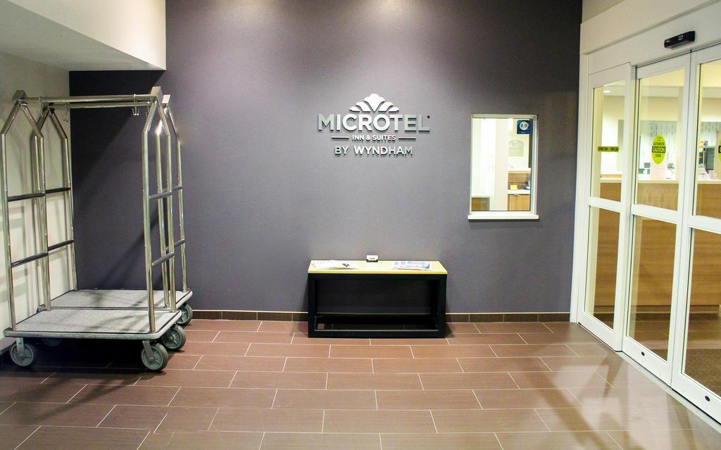 Microtel Inn & Suites By Wyndham - Penn Yan Ngoại thất bức ảnh