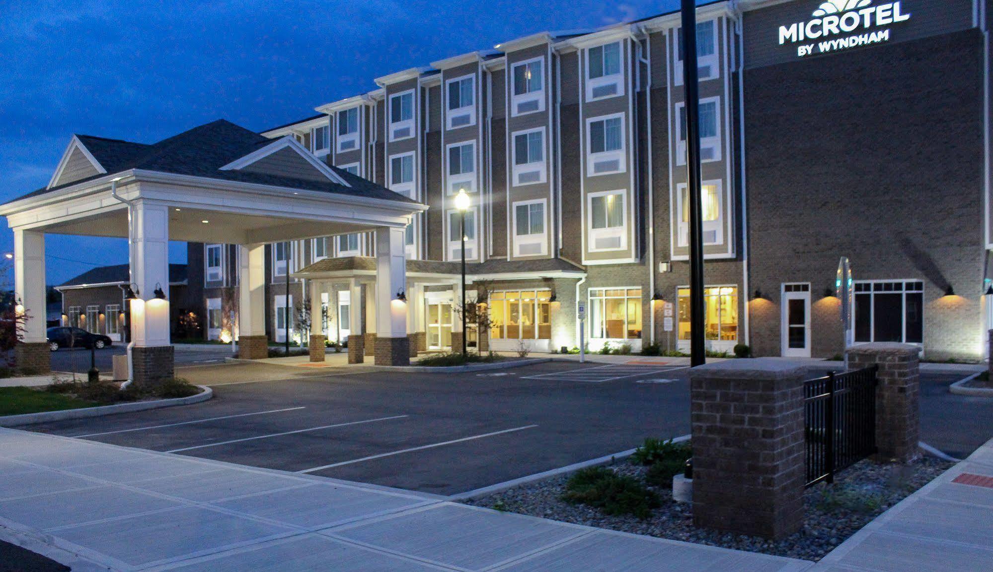 Microtel Inn & Suites By Wyndham - Penn Yan Ngoại thất bức ảnh