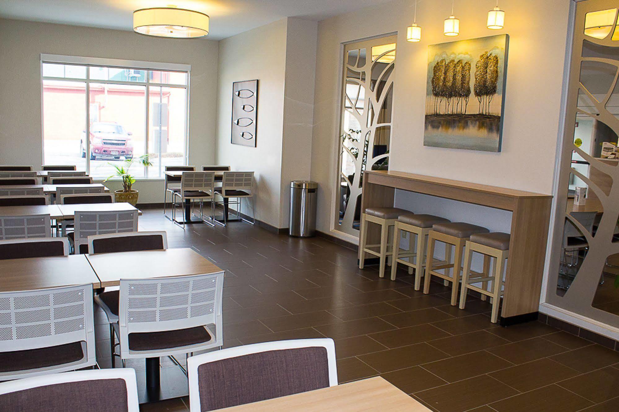Microtel Inn & Suites By Wyndham - Penn Yan Ngoại thất bức ảnh