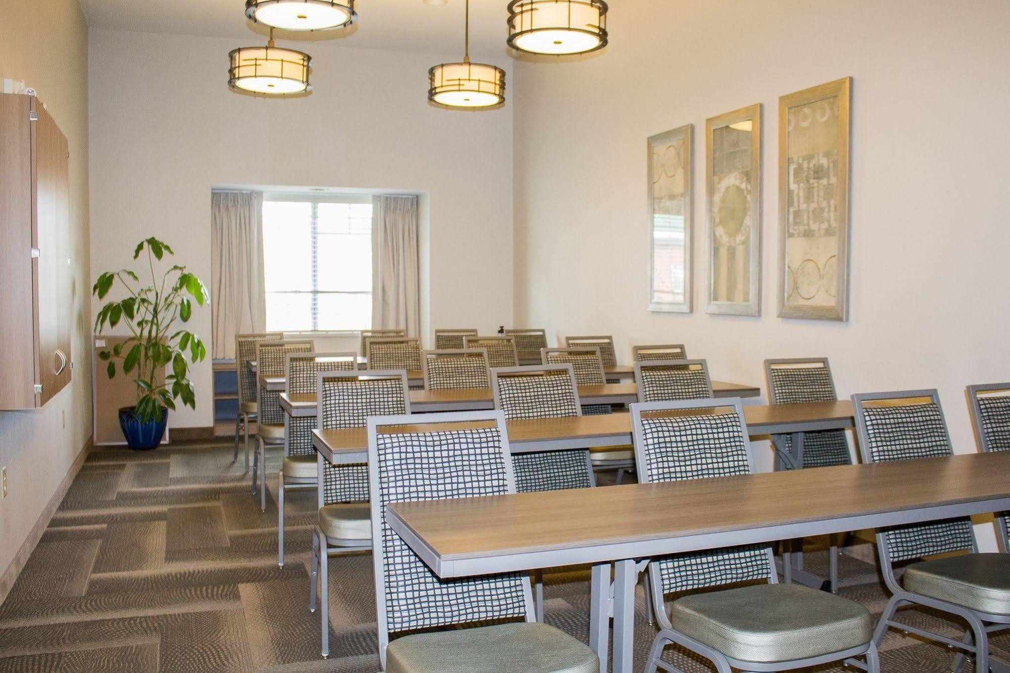 Microtel Inn & Suites By Wyndham - Penn Yan Ngoại thất bức ảnh