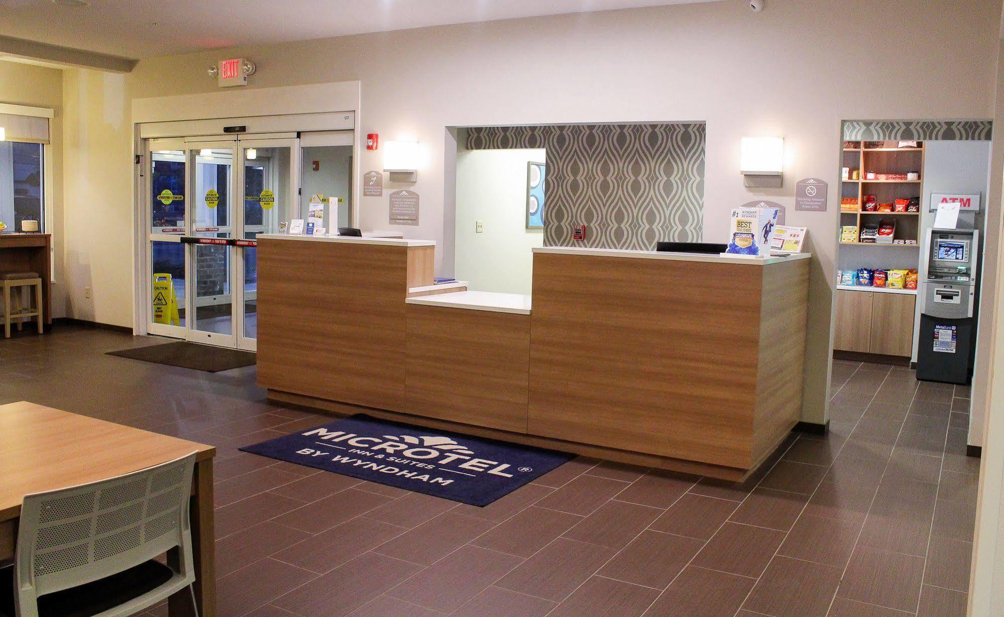 Microtel Inn & Suites By Wyndham - Penn Yan Ngoại thất bức ảnh